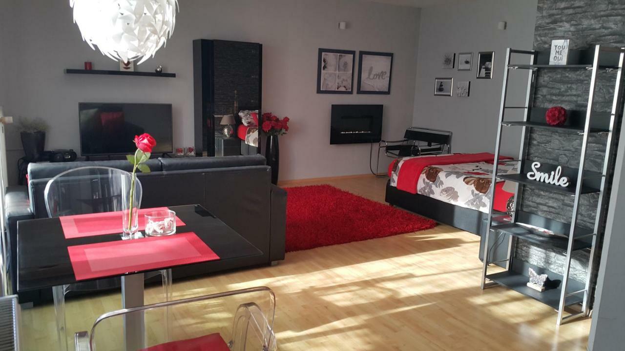 Apartment Rosy Ljubljana Buitenkant foto